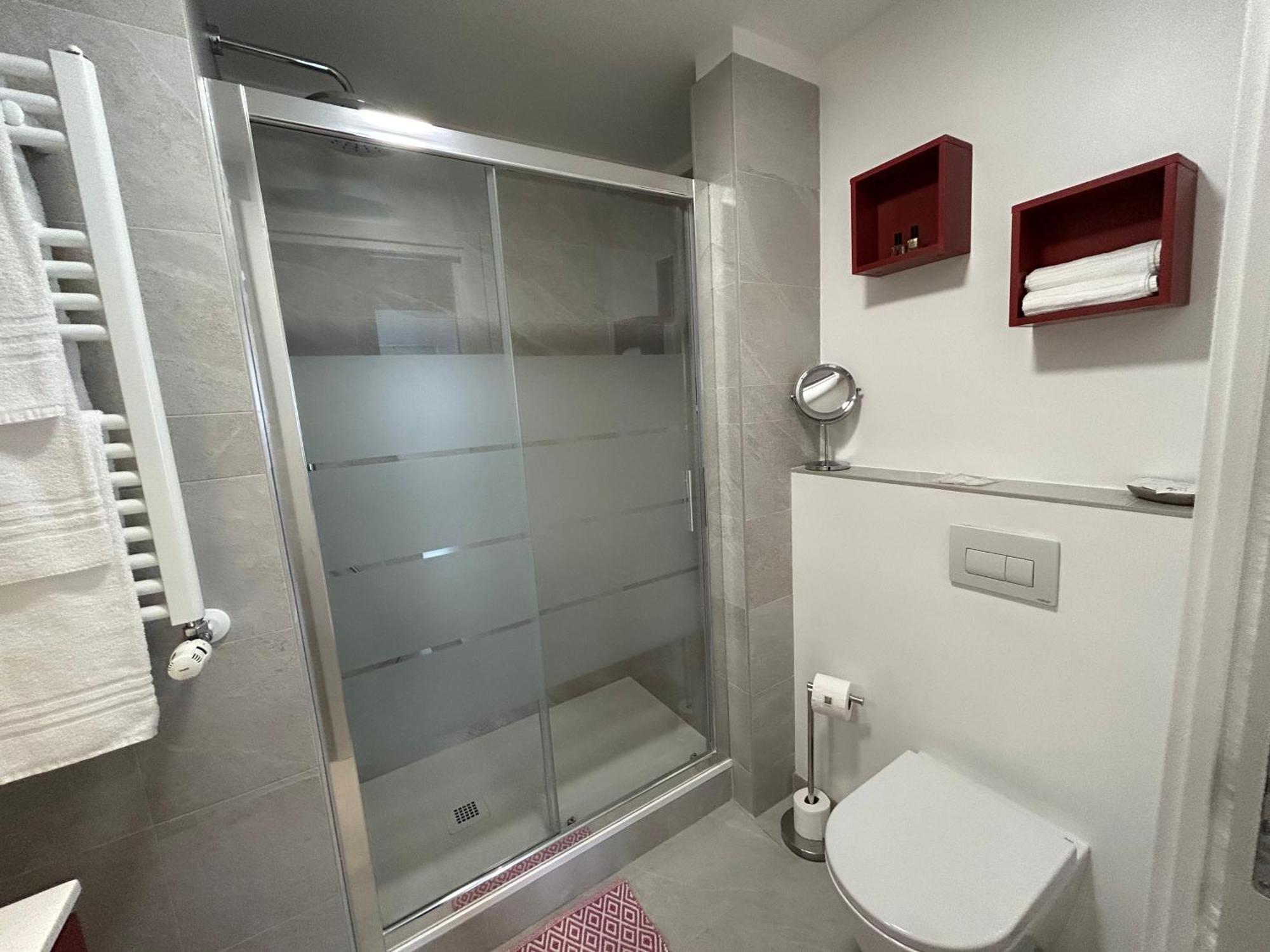 Comfort Accommodation Room Bergamo Bagian luar foto