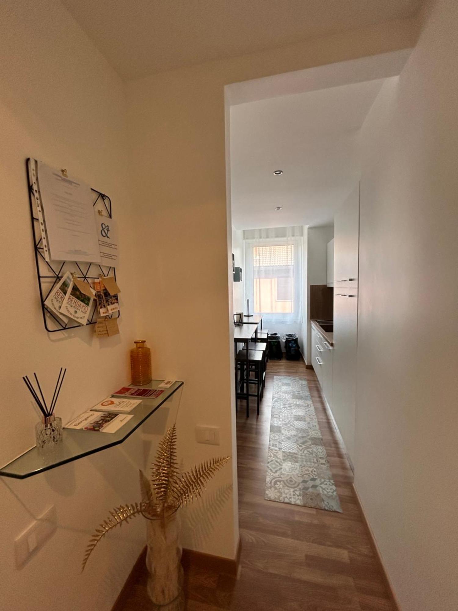 Comfort Accommodation Room Bergamo Bagian luar foto